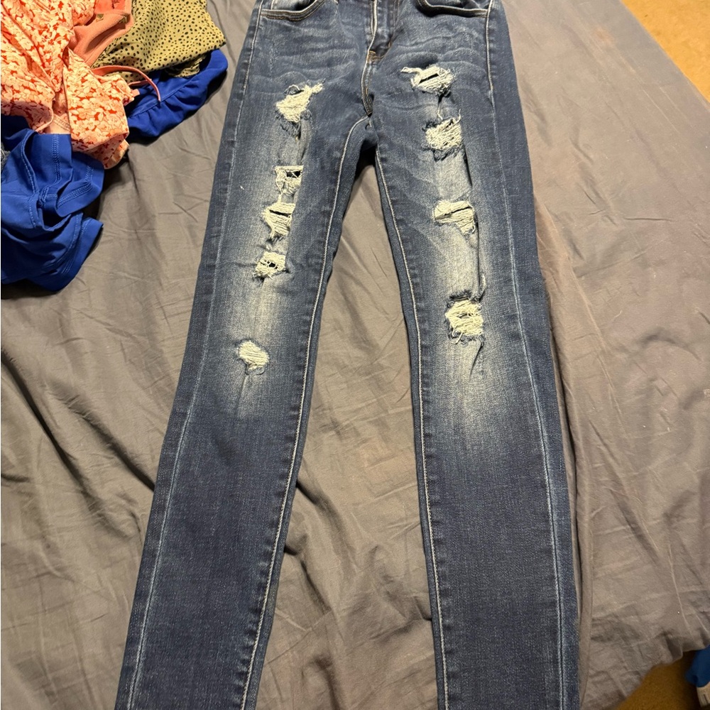 Stylish Blue Distressed Women's Jeans